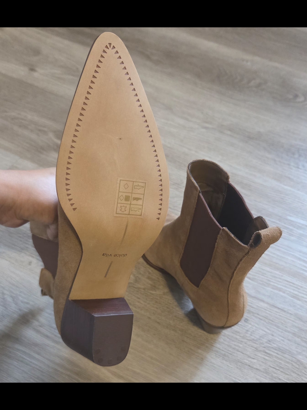 Dolce Vita Women's Shadie H2O Pointed-Toe Booties - Picture 5 of 7
